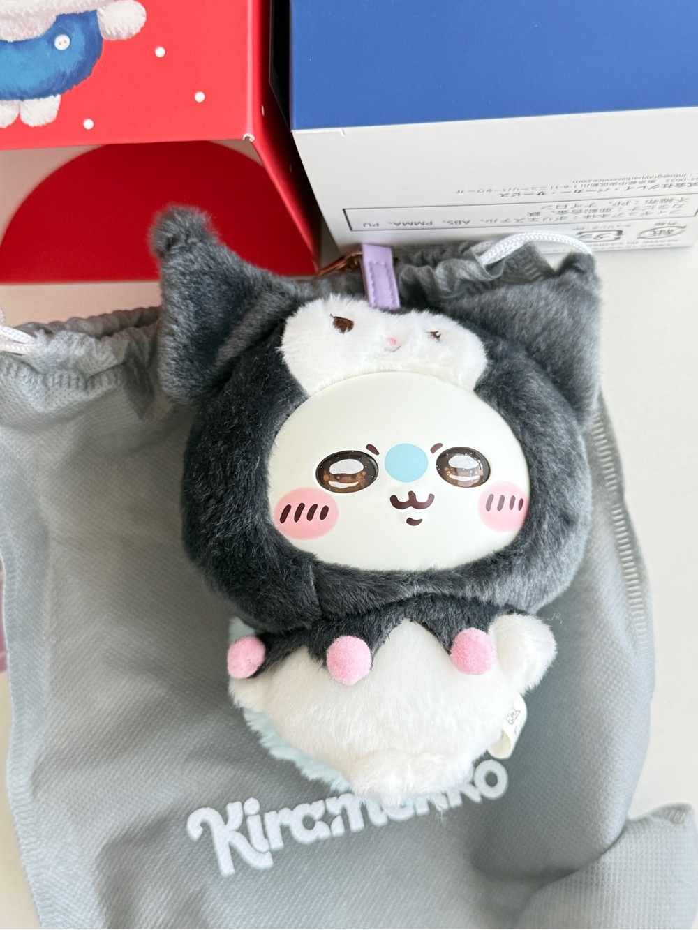 New Japan Kiramekko Chiikawa × Sanrio Characters Momonga Keychain